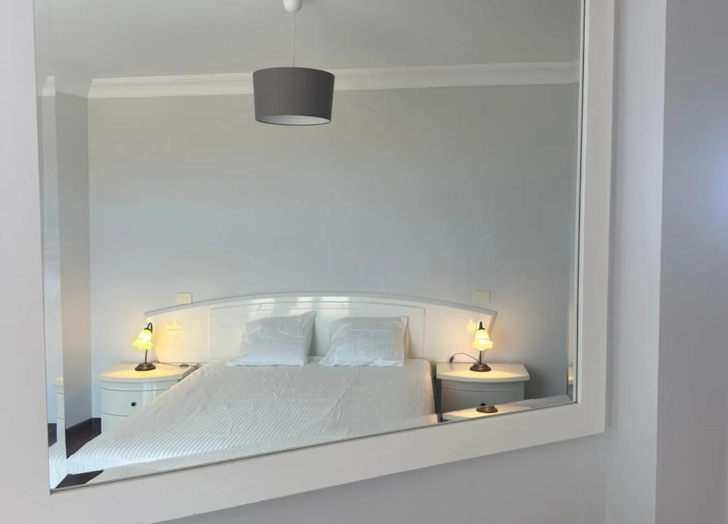 Apartamento Con Jacuzzi Y Vistas contacts